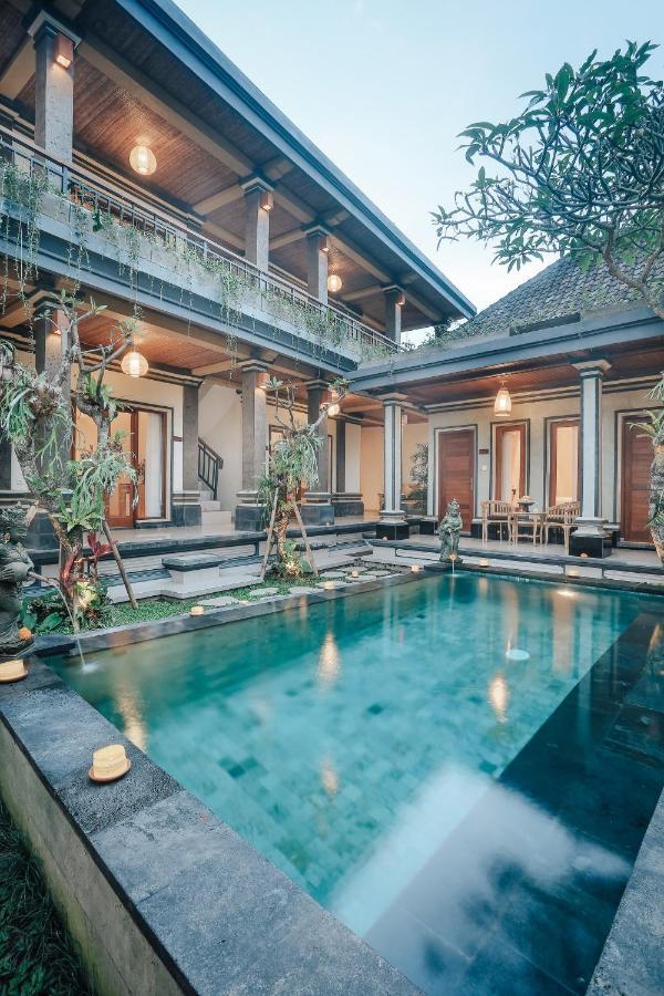 สิตาลา สวีท Bed & Breakfast อูบุด ภายนอก รูปภาพ